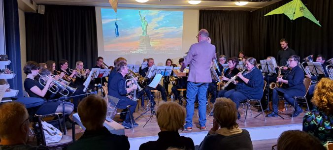 Geslaagde vlucht Stêd Sleat en Sjongkoar Eigen Wize