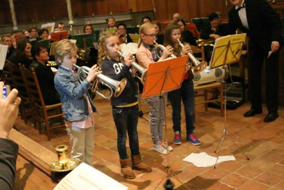 Fleurige muziek tijdens voorjaarsconcert